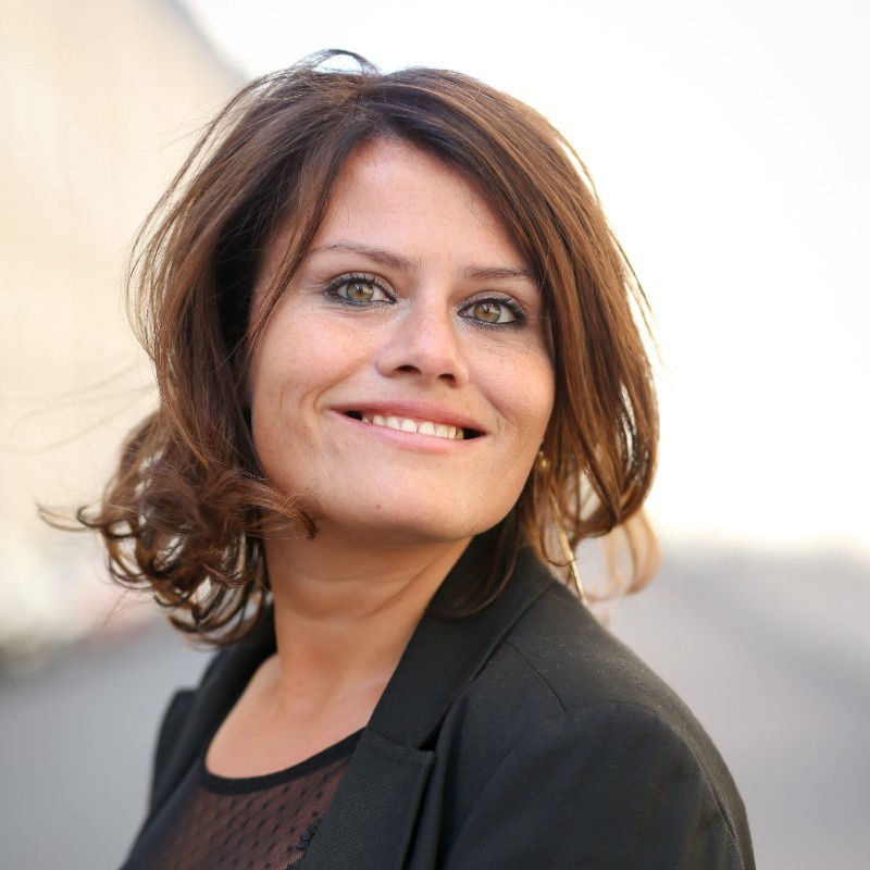 Portrait professionnel de Catherine Testa, conférencière en entreprise
